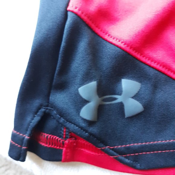 Under Armour Red Black Sports Shorts - Picture 6 of 10